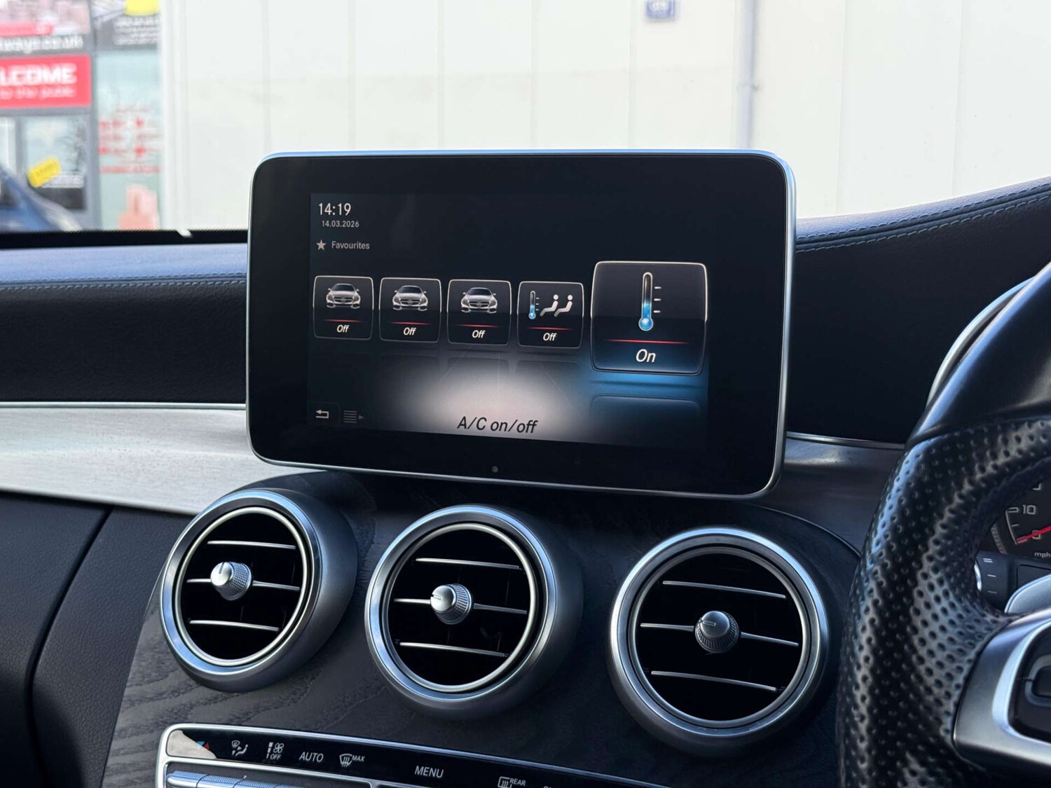 Used Mercedes-Benz C Class 2018 for sale - 77581089: Photo 59