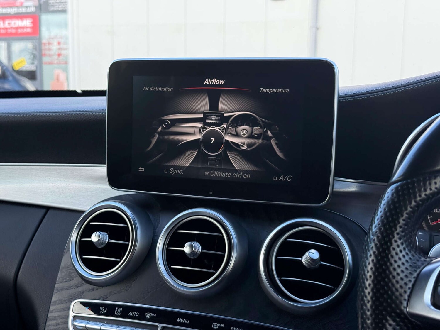 Used Mercedes-Benz C Class 2018 for sale - 77581089: Photo 61