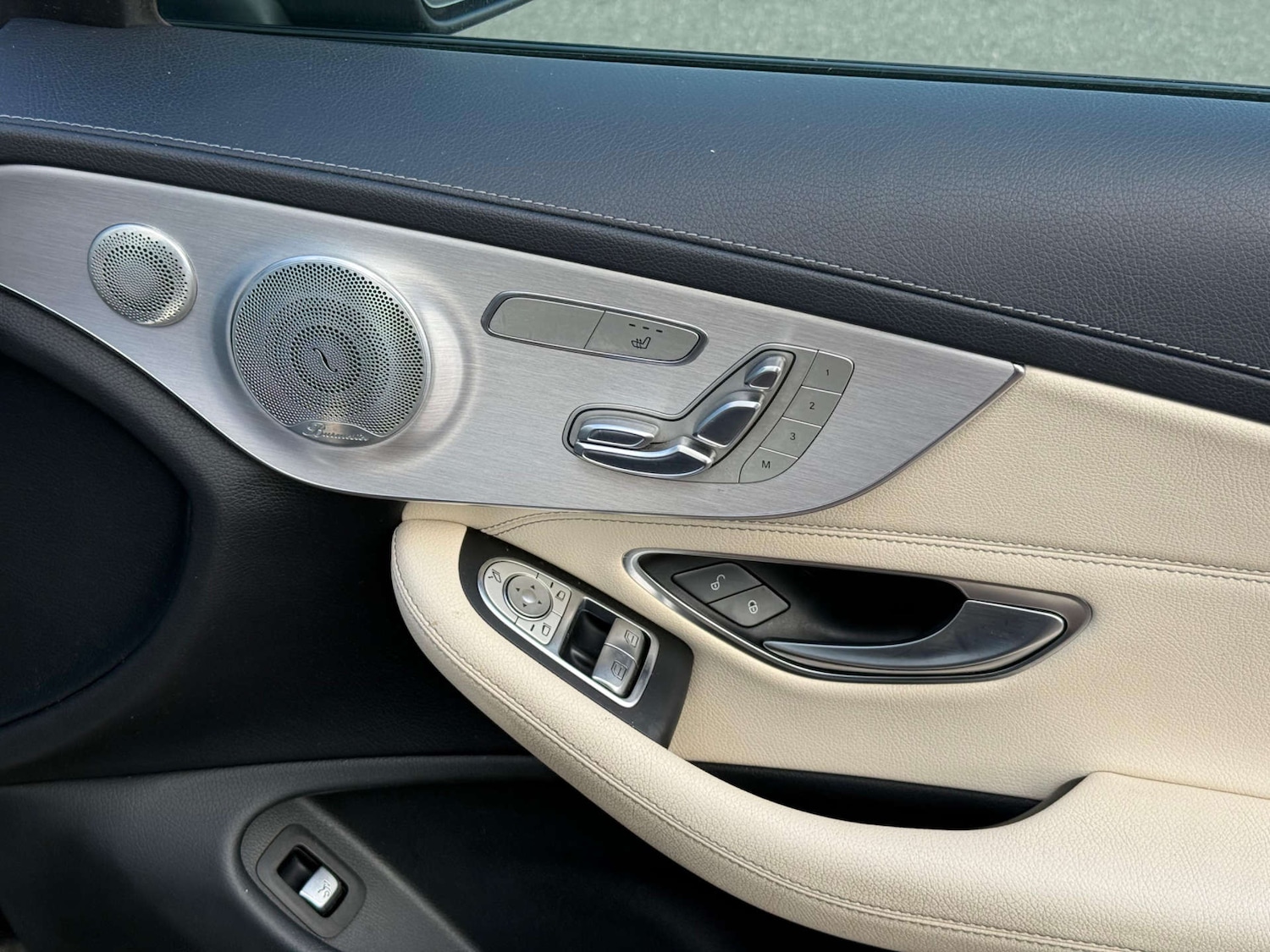 Used Mercedes-Benz C Class 2018 for sale - 77581089: Photo 81