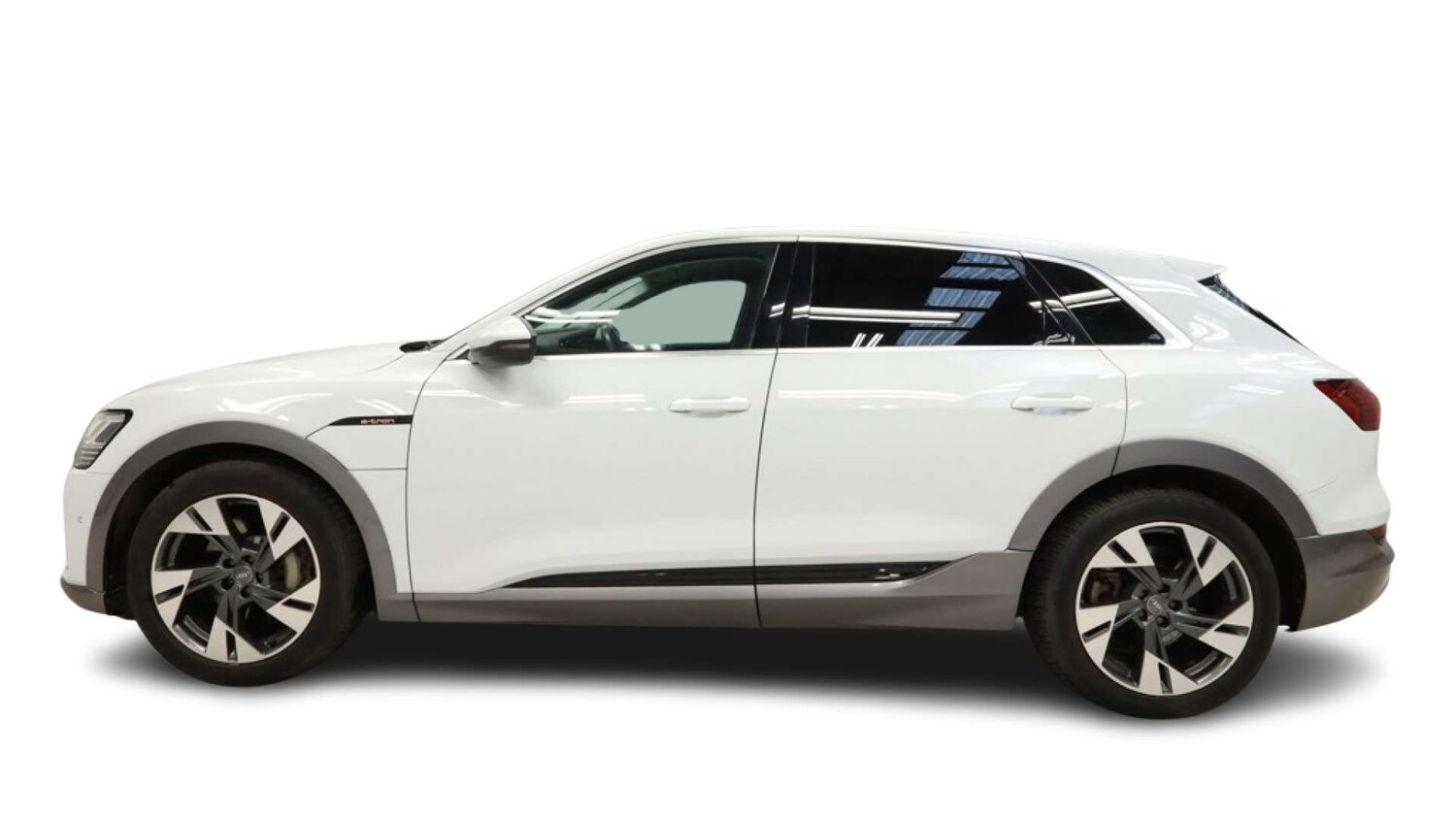 Used Audi e-tron 2020 for sale - 77998537: Photo 6