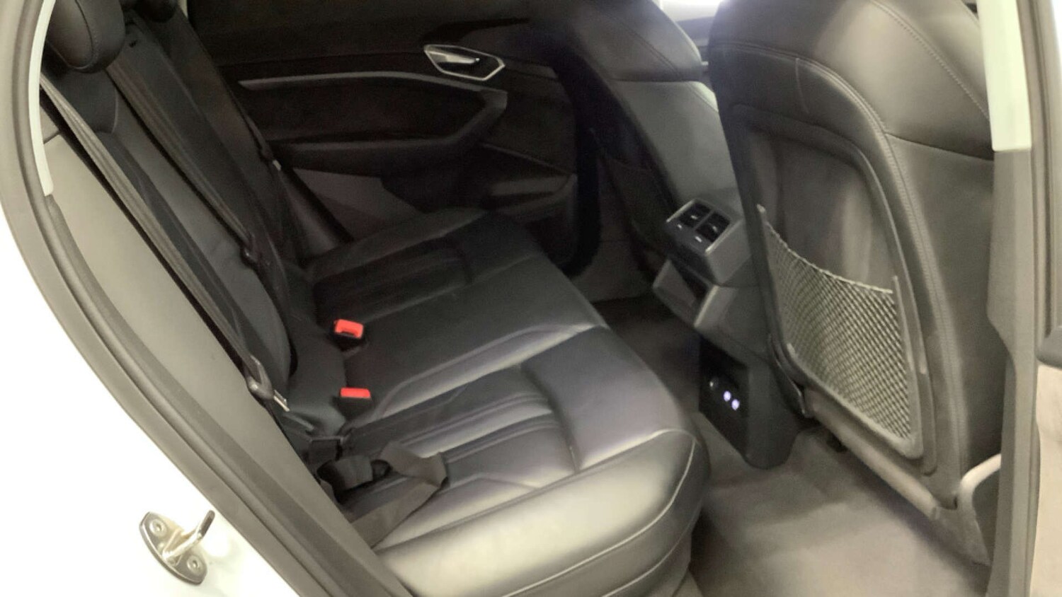 Used Audi e-tron 2020 for sale - 77998537: Photo 8