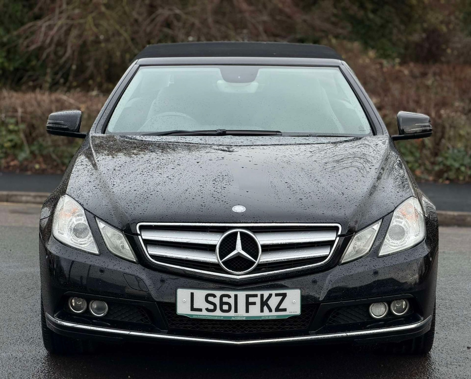 Used Mercedes-Benz E Class 2011 for sale - 77437453: Photo 2