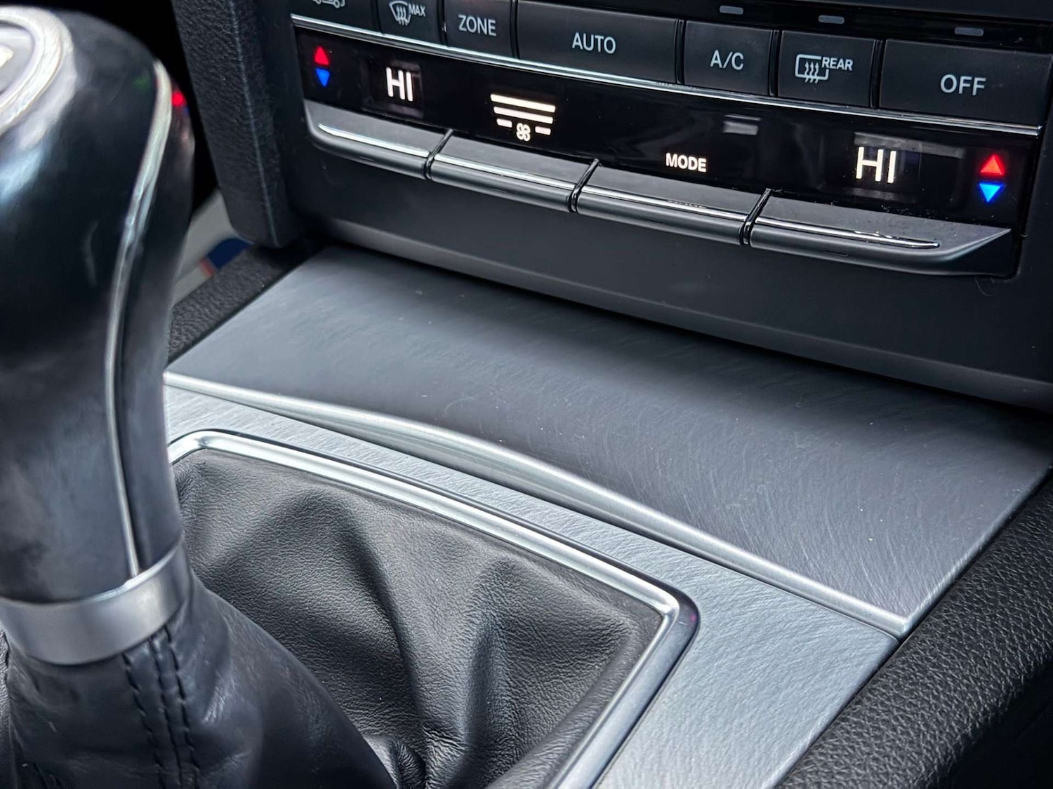 Used Mercedes-Benz E Class 2011 for sale - 77437453: Photo 20