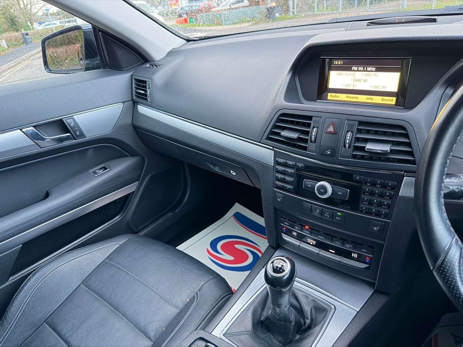 Used Mercedes-Benz E Class 2011 for sale - 77437453: Photo 22