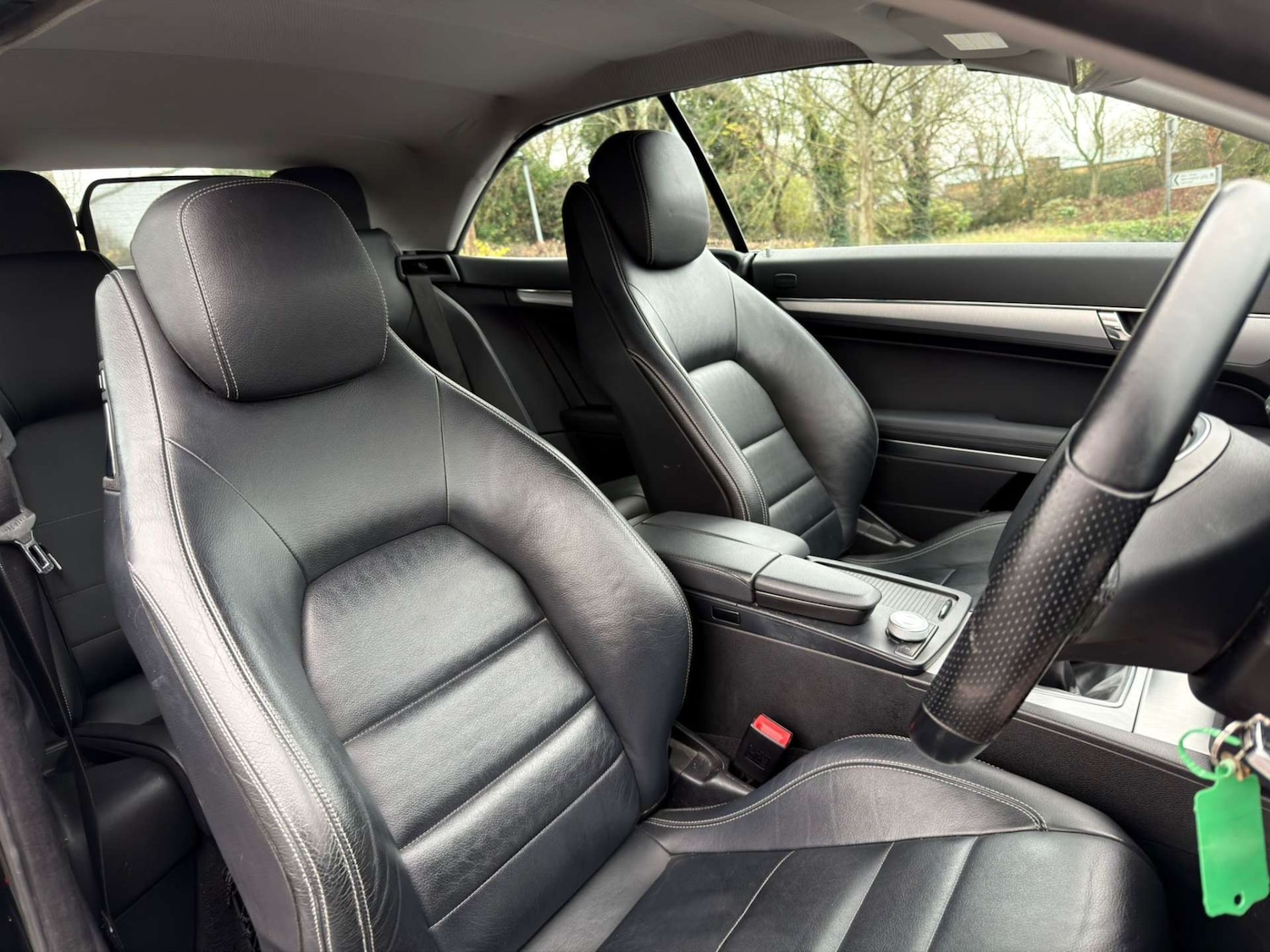 Used Mercedes-Benz E Class 2011 for sale - 77437453: Photo 25