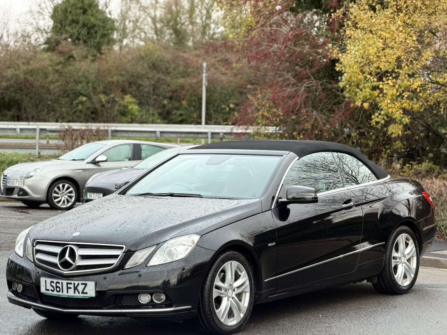 Used Mercedes-Benz E Class 2011 for sale - 77437453: Photo 3