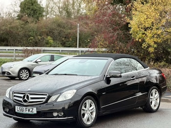 Used Mercedes-Benz E Class 2011 for sale - 77437453: Photo