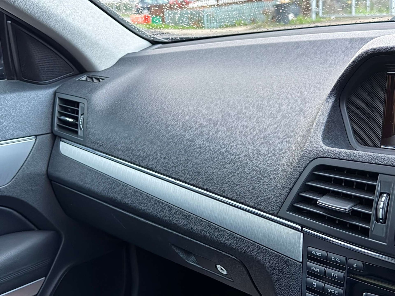 Used Mercedes-Benz E Class 2011 for sale - 77437453: Photo 45