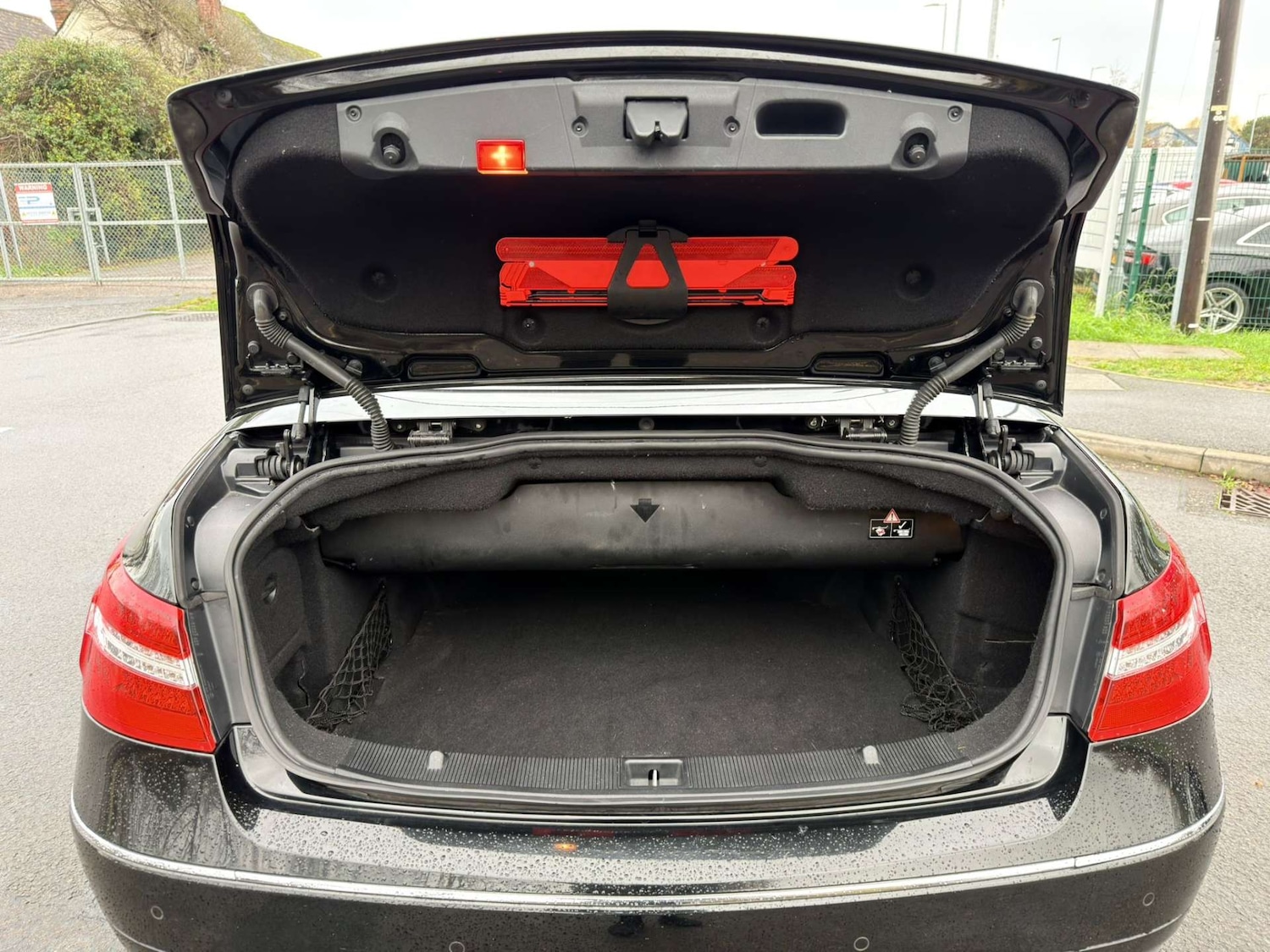 Used Mercedes-Benz E Class 2011 for sale - 77437453: Photo 57