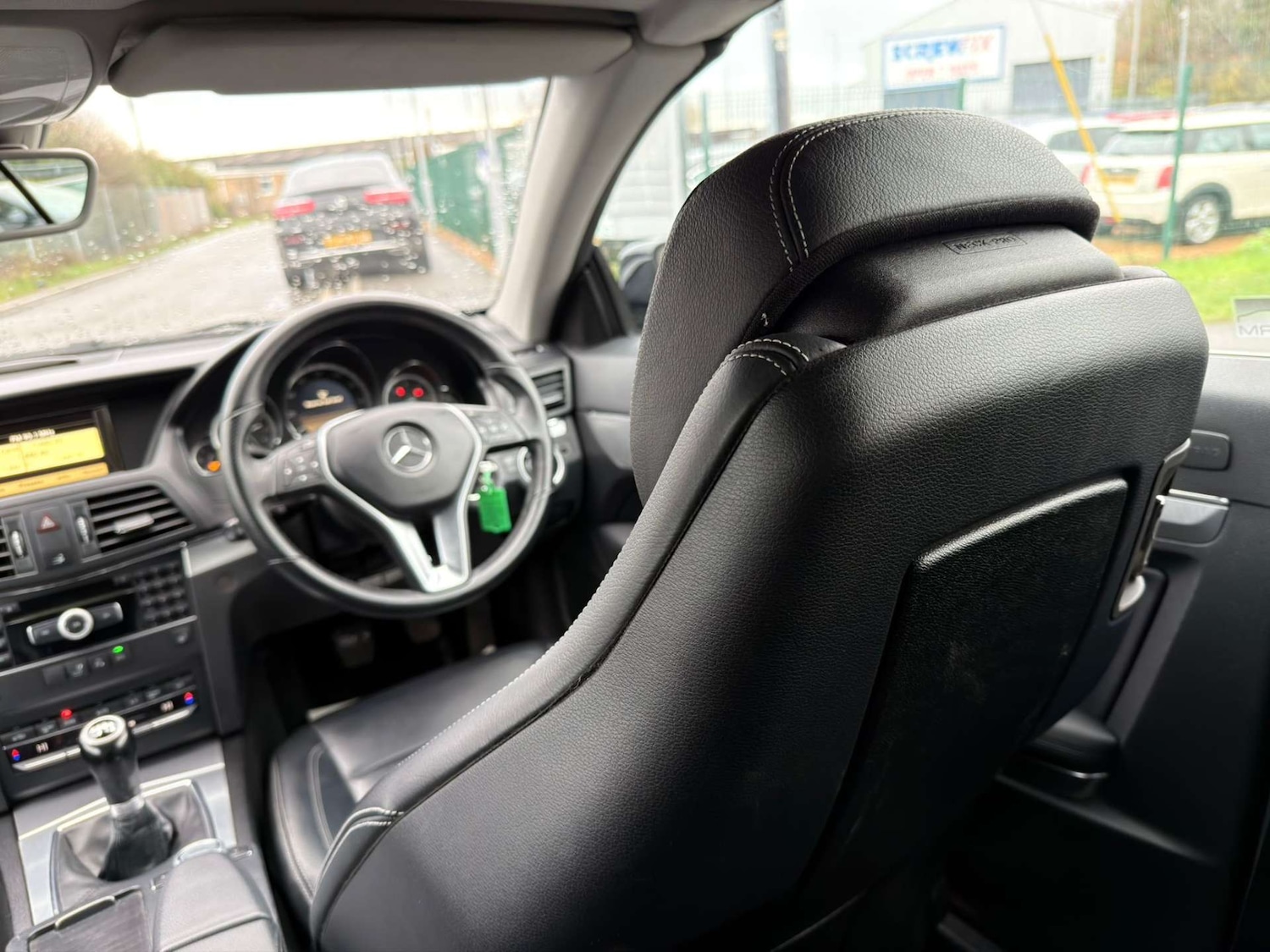 Used Mercedes-Benz E Class 2011 for sale - 77437453: Photo 63