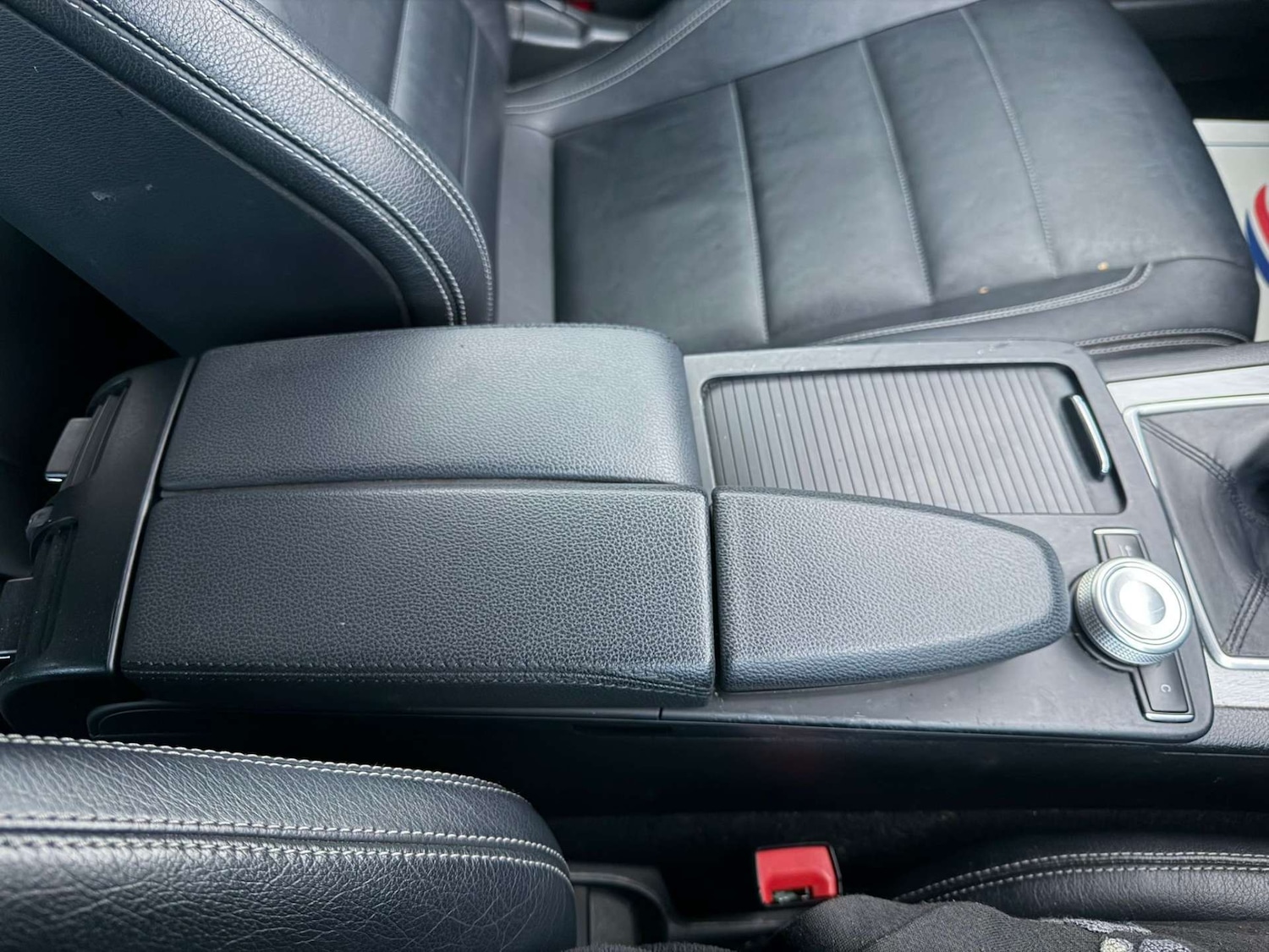 Used Mercedes-Benz E Class 2011 for sale - 77437453: Photo 64