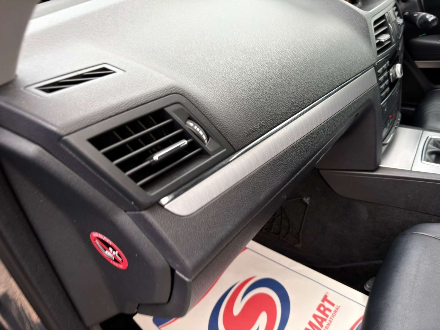 Used Mercedes-Benz E Class 2011 for sale - 77437453: Photo 65