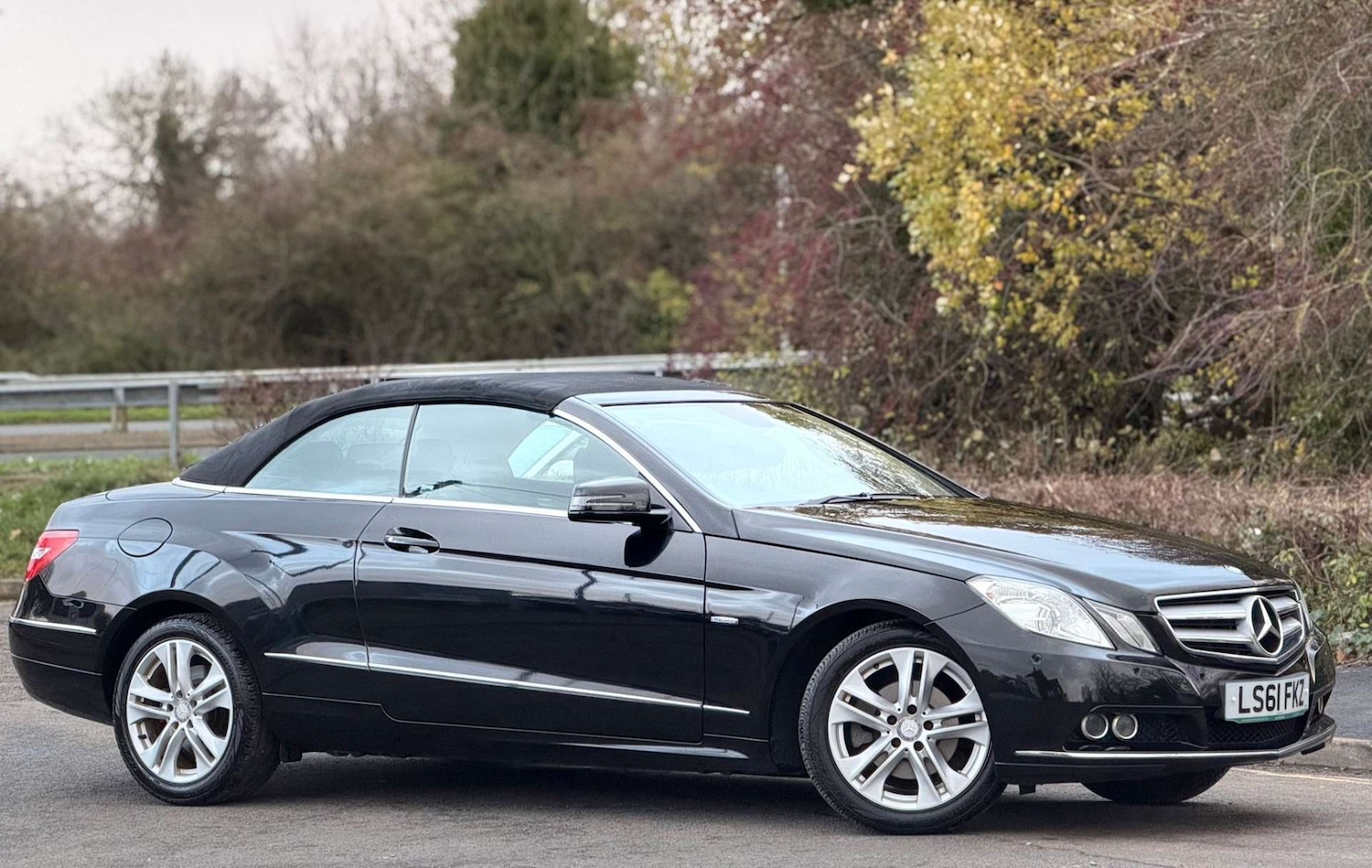 Used Mercedes-Benz E Class 2011 for sale - 77437453: Photo 8