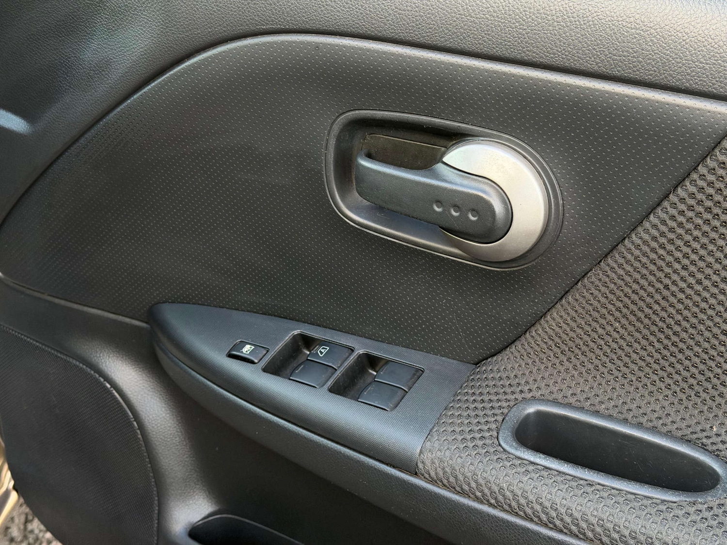 Used Nissan Note 2007 for sale - 77437430: Photo 37