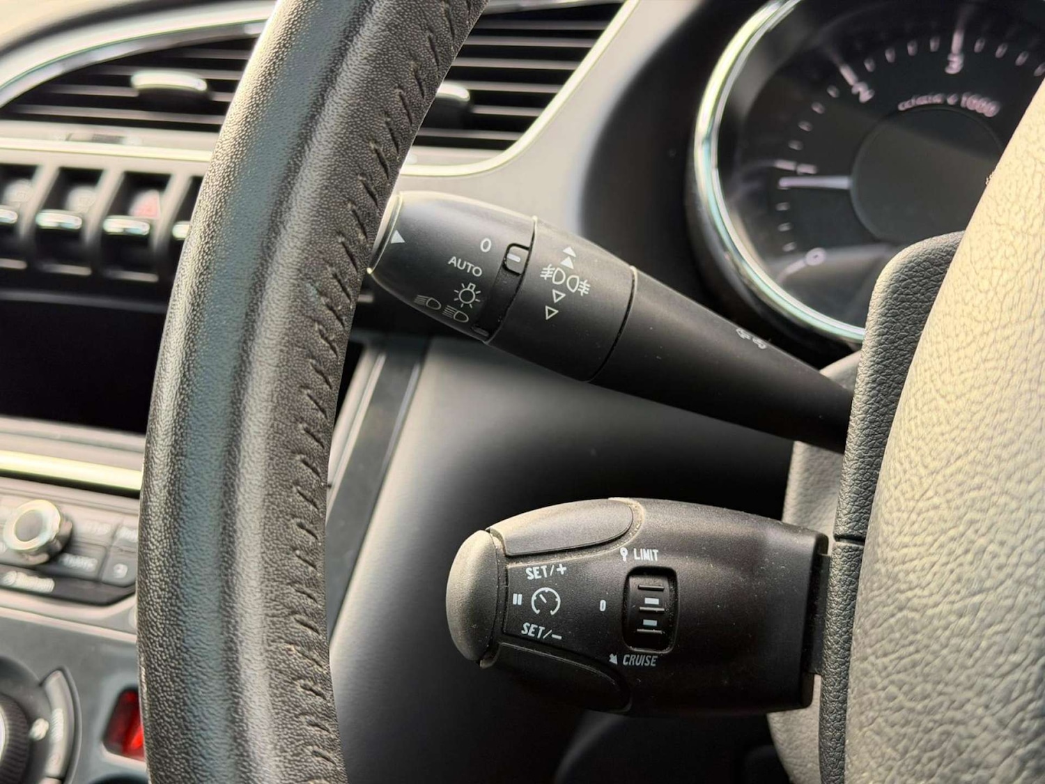 Used Peugeot 3008 2014 for sale - 77437572: Photo 37