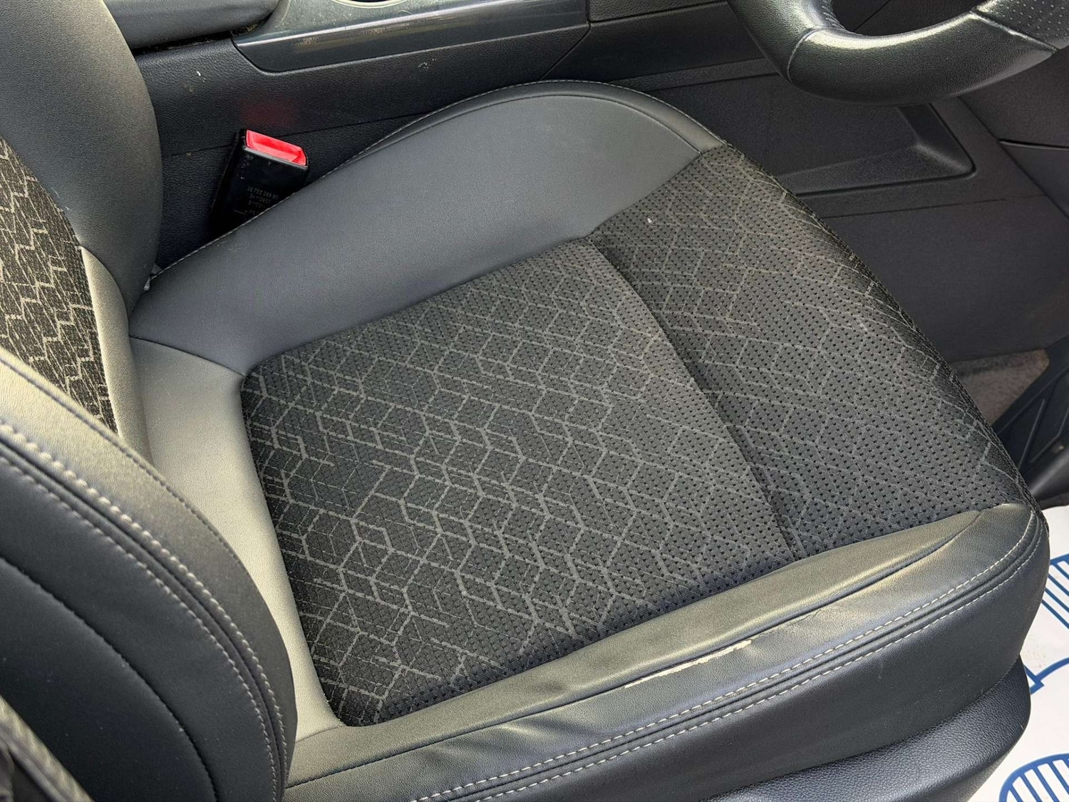 Used Peugeot 3008 2014 for sale - 77437572: Photo 79