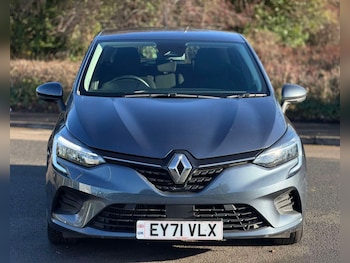 Used Renault Clio 2021 for sale - 77437702: Photo