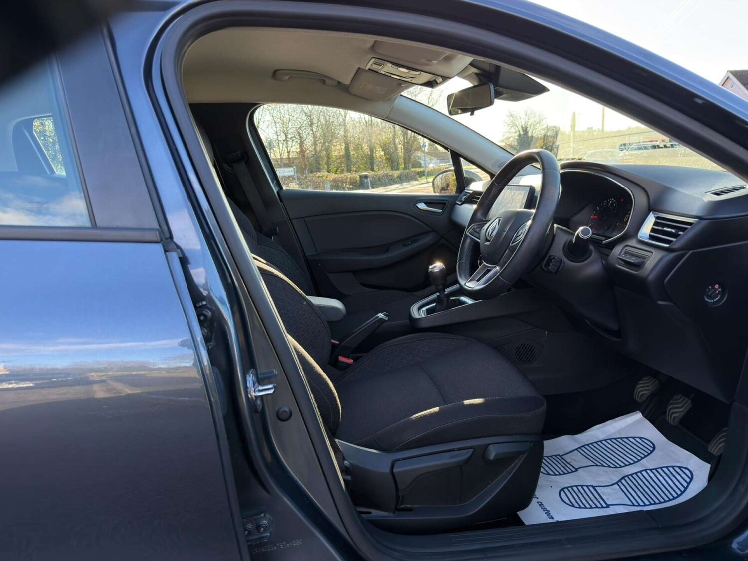 Used Renault Clio 2021 for sale - 77437702: Photo 31