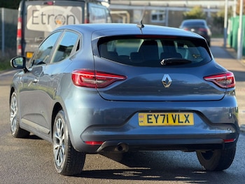 Used Renault Clio 2021 for sale - 77437702: Photo