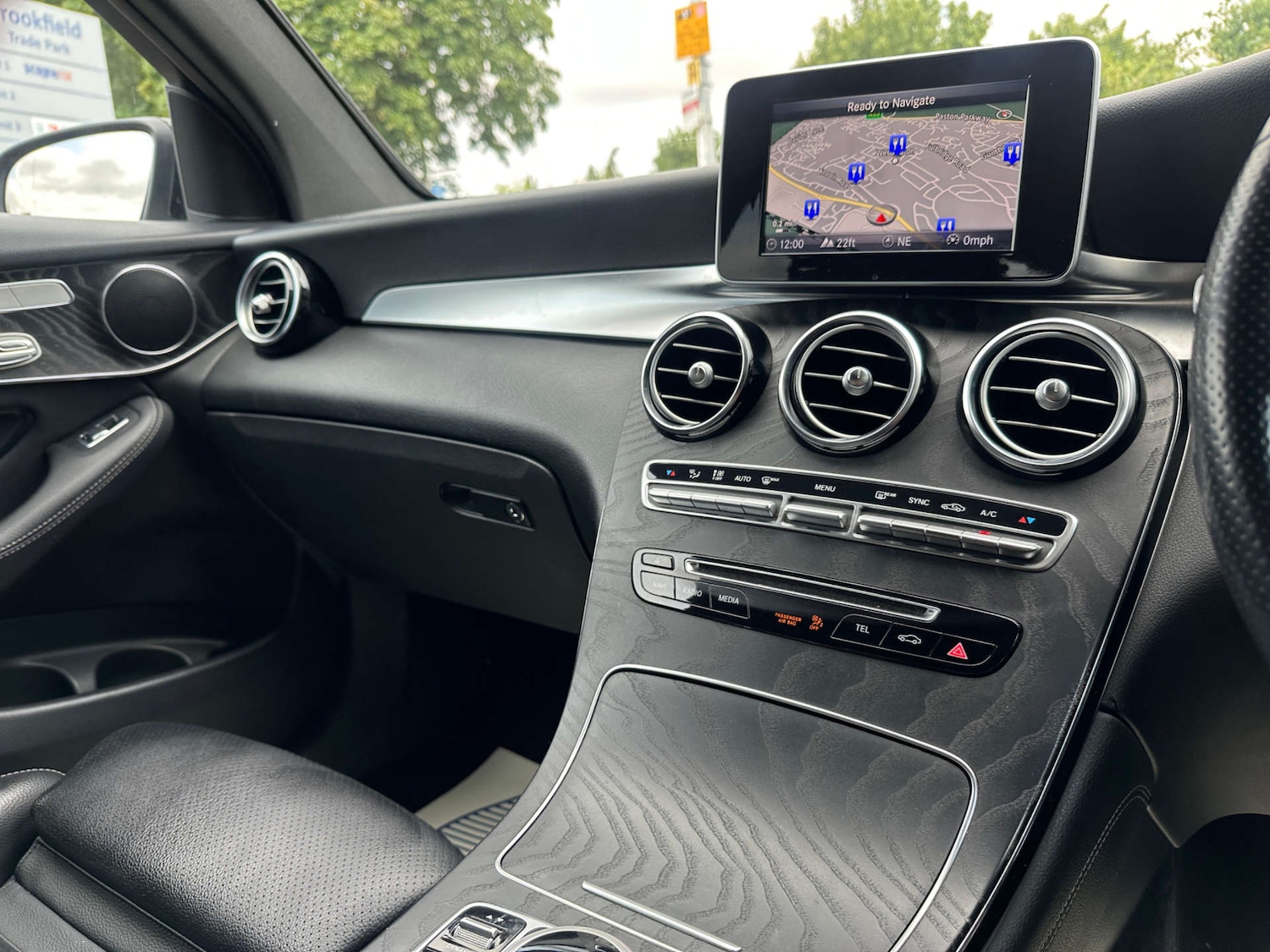 Used Mercedes-Benz GLC 2018 for sale - 77437714: Photo 21