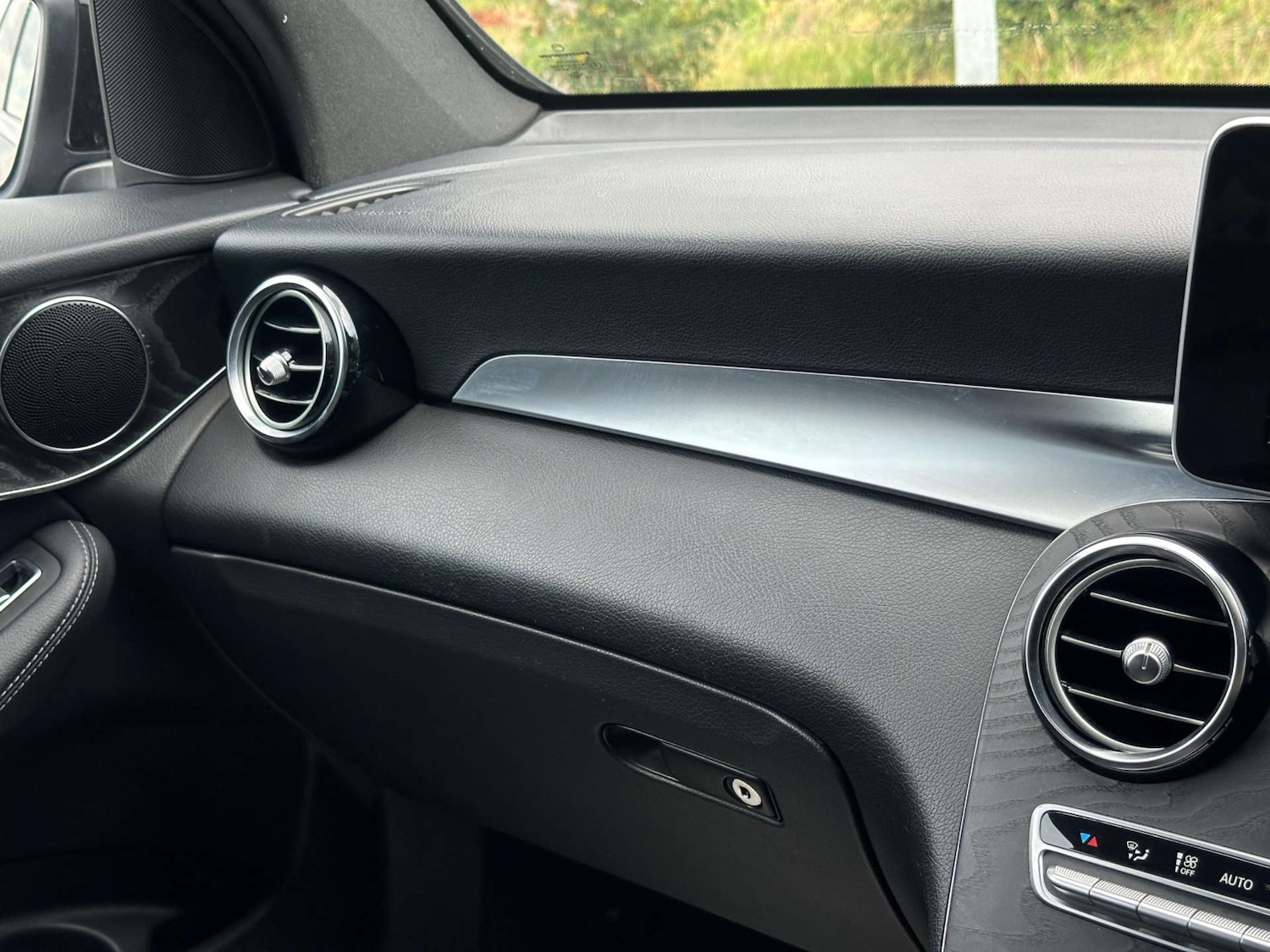 Used Mercedes-Benz GLC 2018 for sale - 77437714: Photo 22