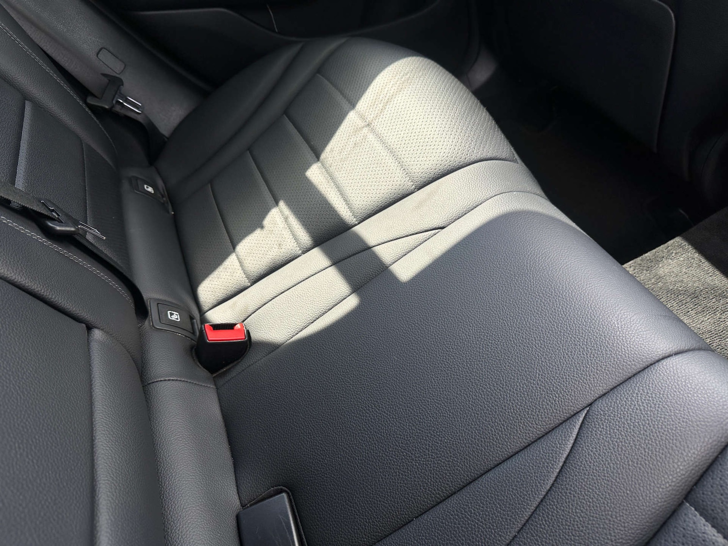 Used Mercedes-Benz GLC 2018 for sale - 77437714: Photo 36