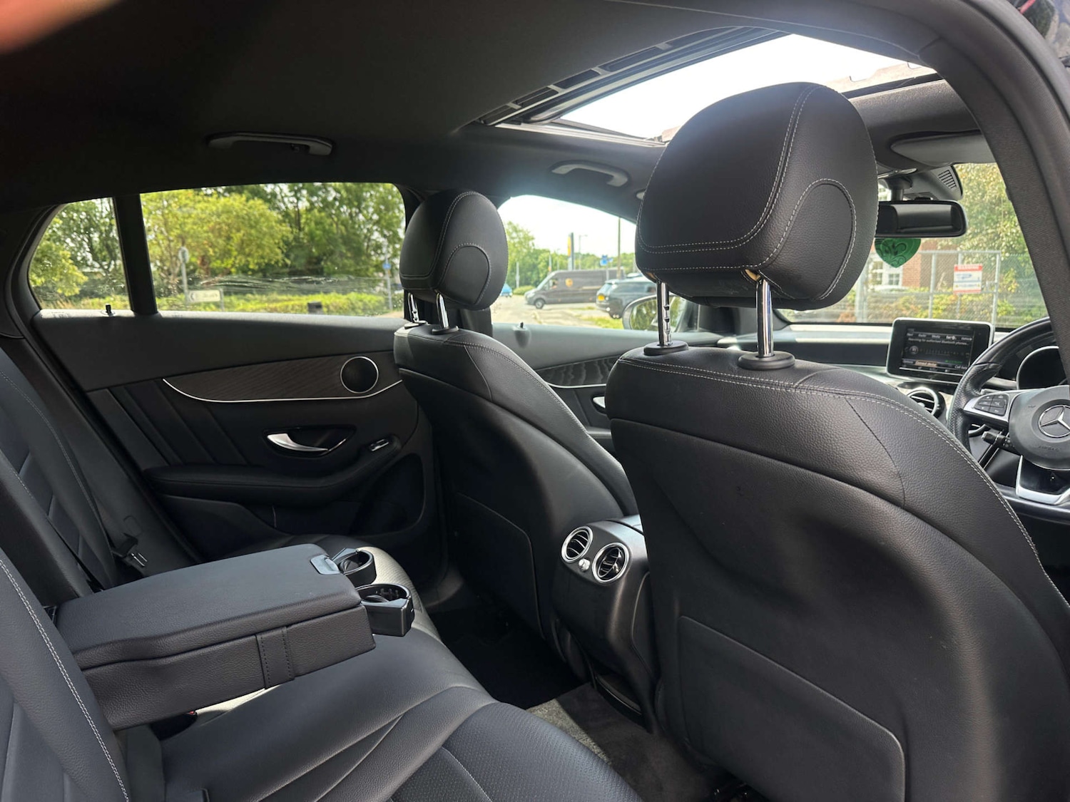 Used Mercedes-Benz GLC 2018 for sale - 77437714: Photo 37