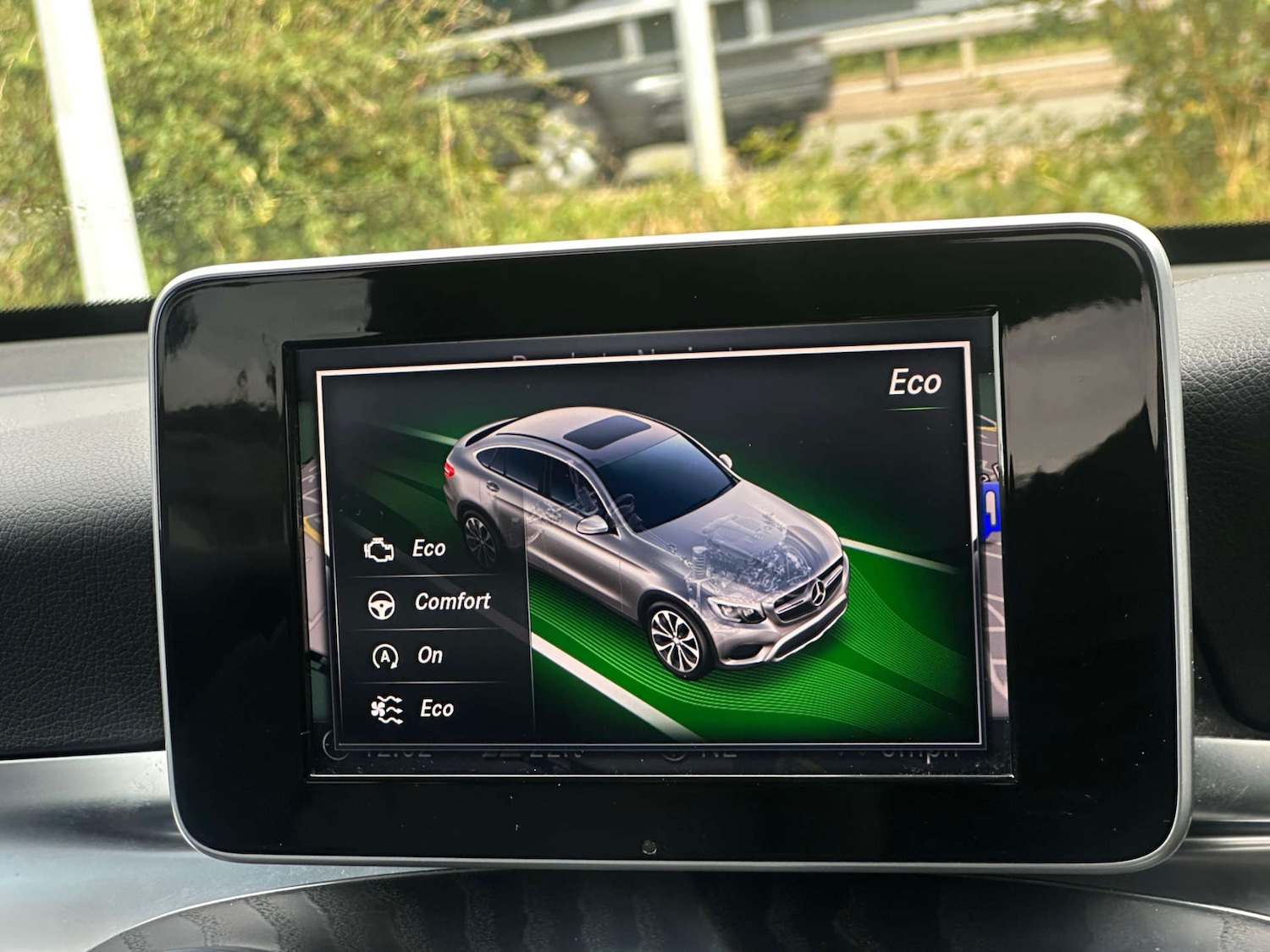 Used Mercedes-Benz GLC 2018 for sale - 77437714: Photo 62