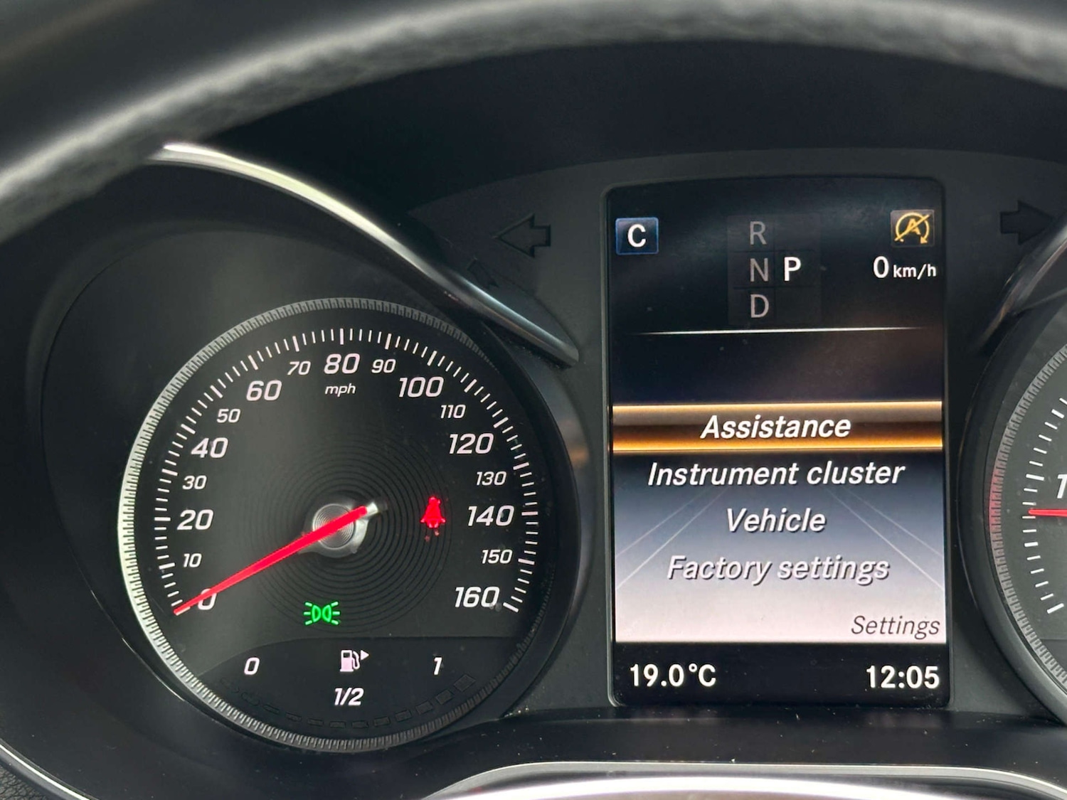 Used Mercedes-Benz GLC 2018 for sale - 77437714: Photo 66