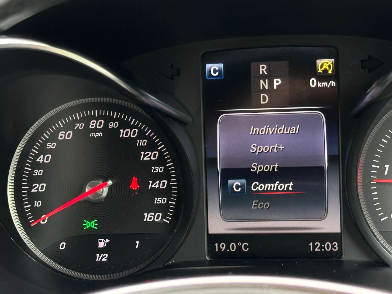 Used Mercedes-Benz GLC 2018 for sale - 77437714: Photo 71