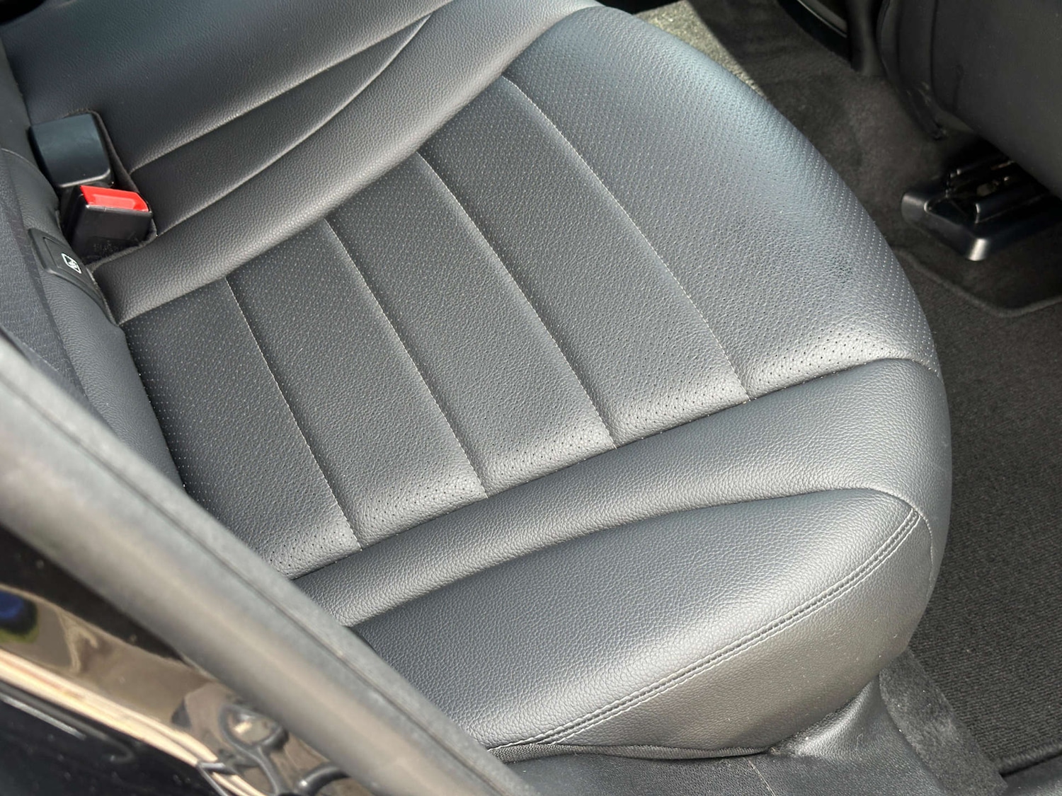 Used Mercedes-Benz GLC 2018 for sale - 77437714: Photo 93