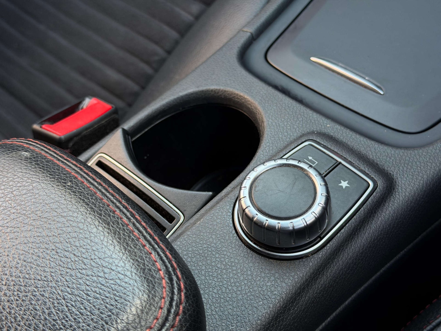 Used Mercedes-Benz CLA 2015 for sale - 77437514: Photo 34