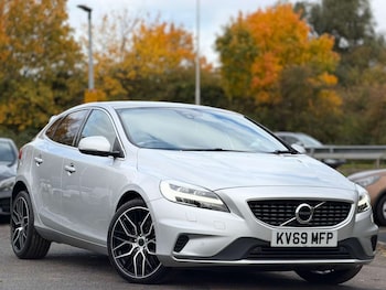 Volvo V40 feature image