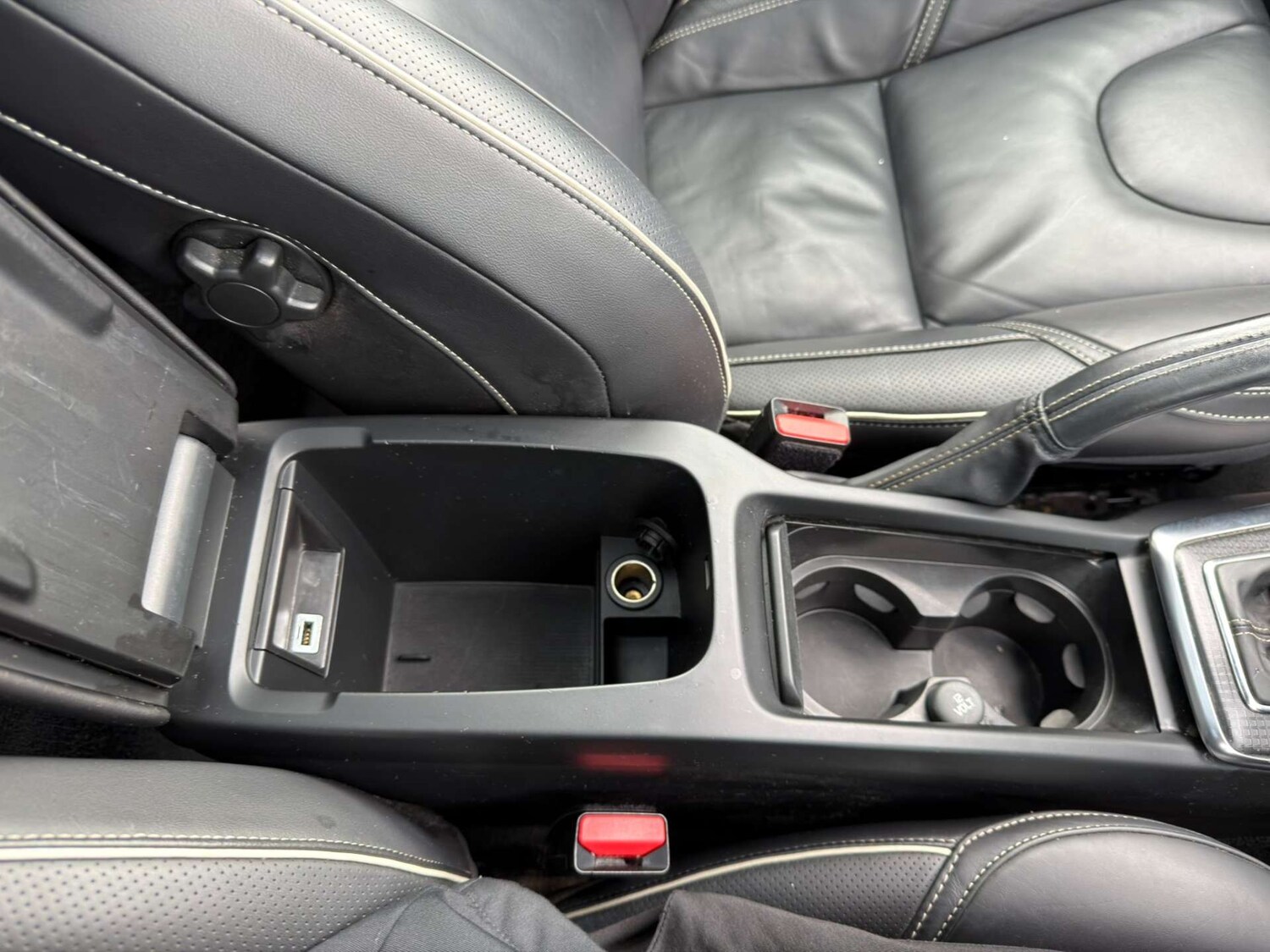 Used Volvo V40 2019 for sale - 77437698: Photo 32