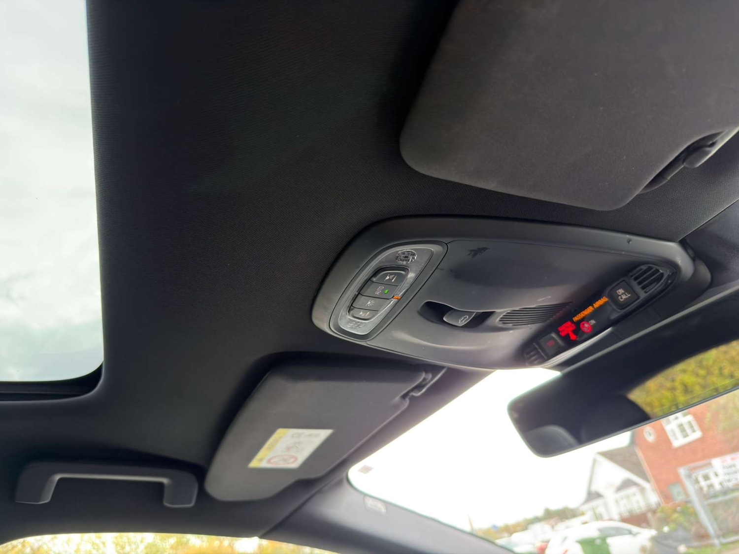 Used Volvo V40 2019 for sale - 77437698: Photo 43