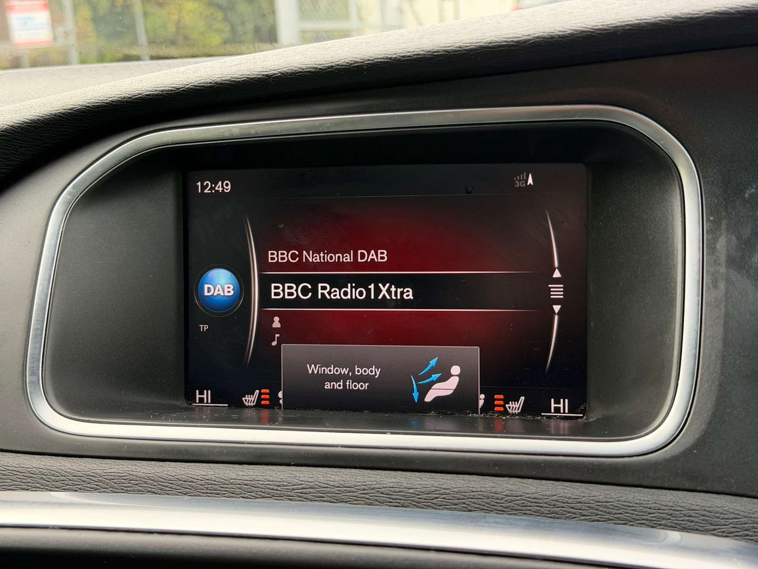 Used Volvo V40 2019 for sale - 77437698: Photo 45