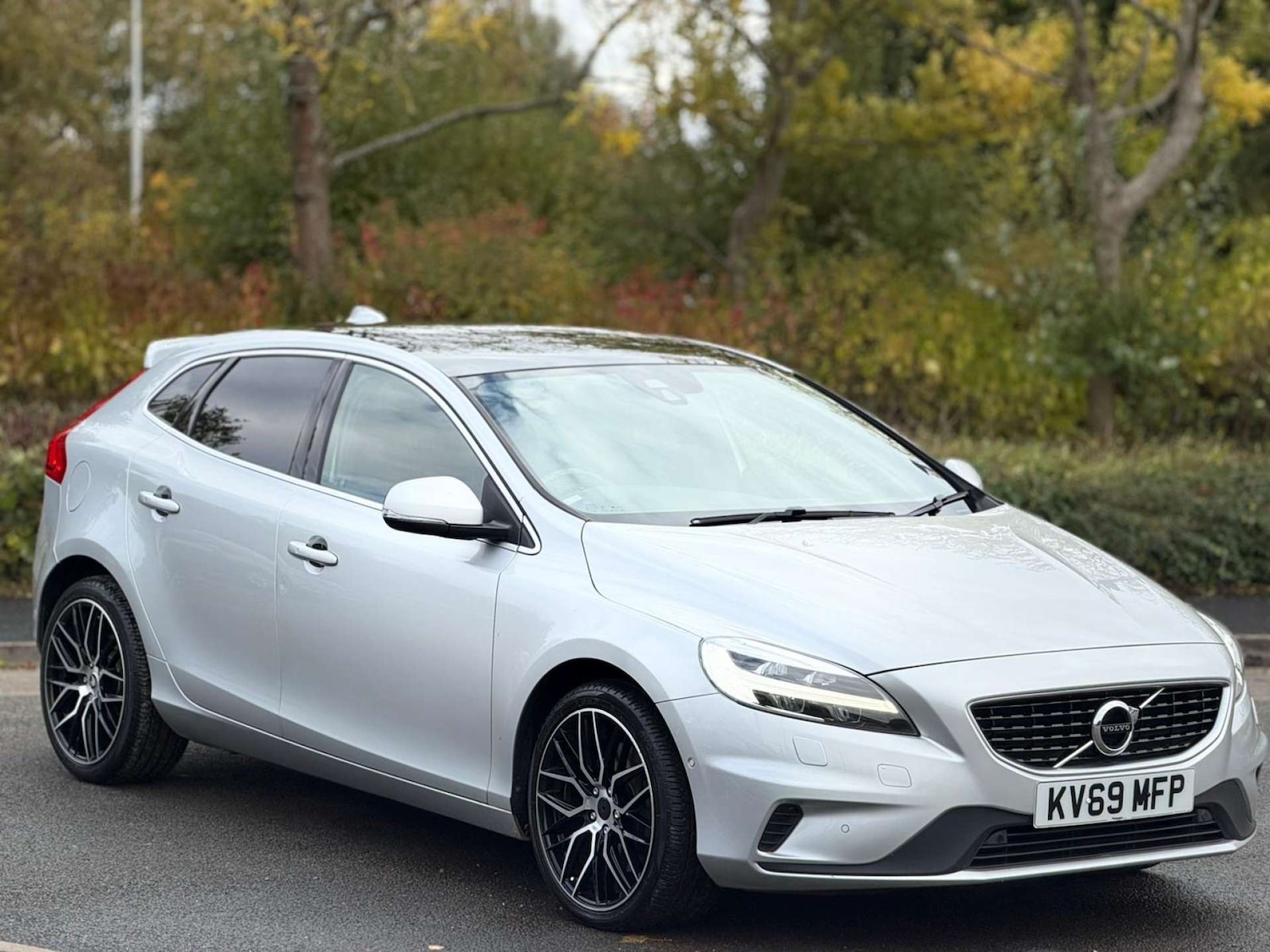 Used Volvo V40 2019 for sale - 77437698: Photo 5