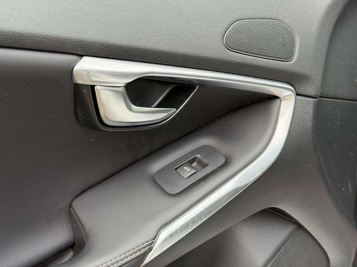 Used Volvo V40 2019 for sale - 77437698: Photo 54