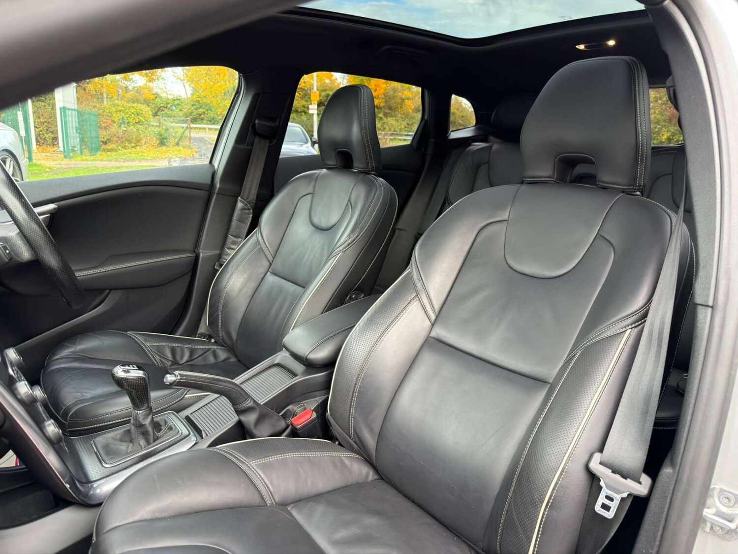 Used Volvo V40 2019 for sale - 77437698: Photo 55