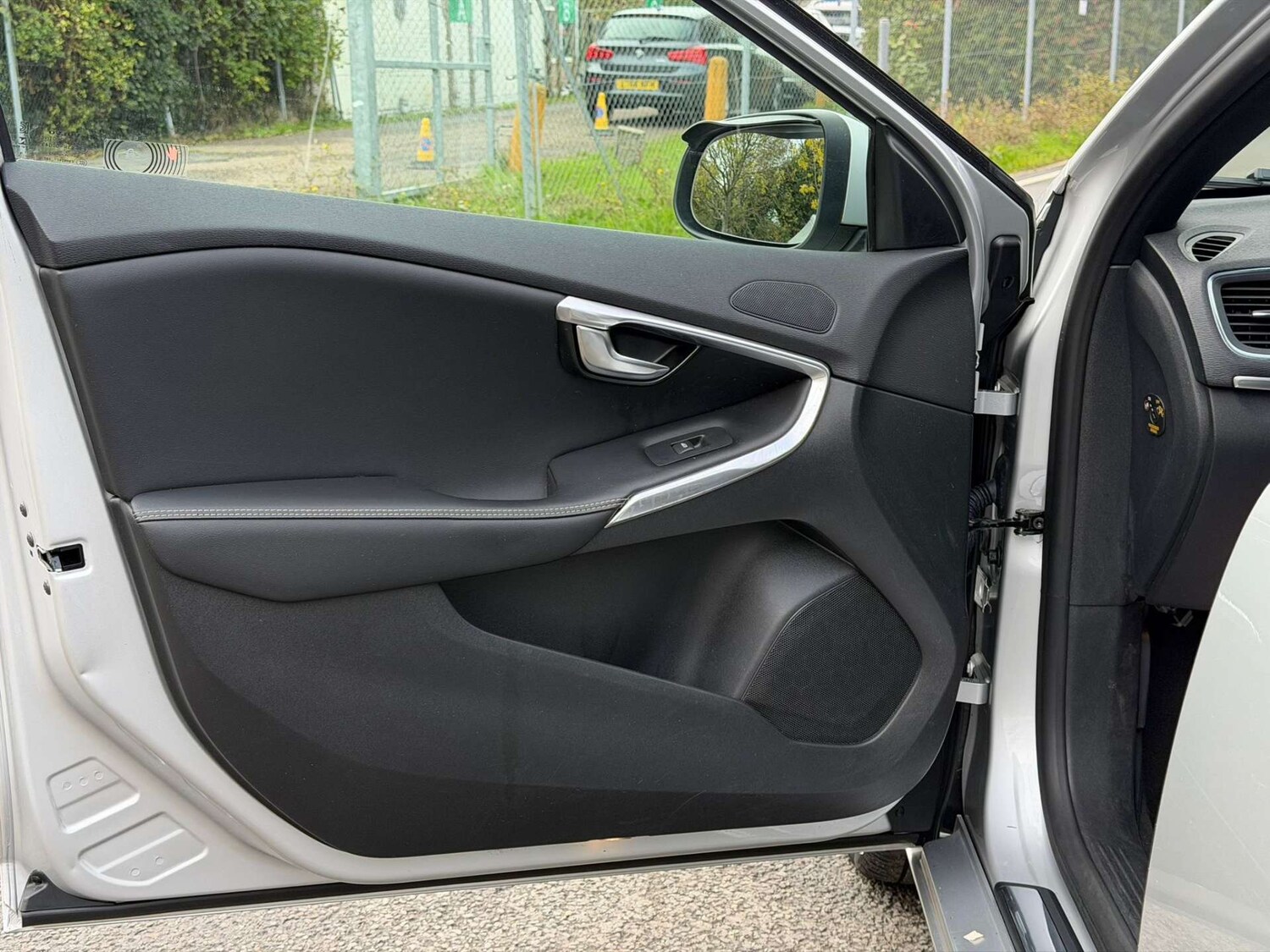 Used Volvo V40 2019 for sale - 77437698: Photo 60