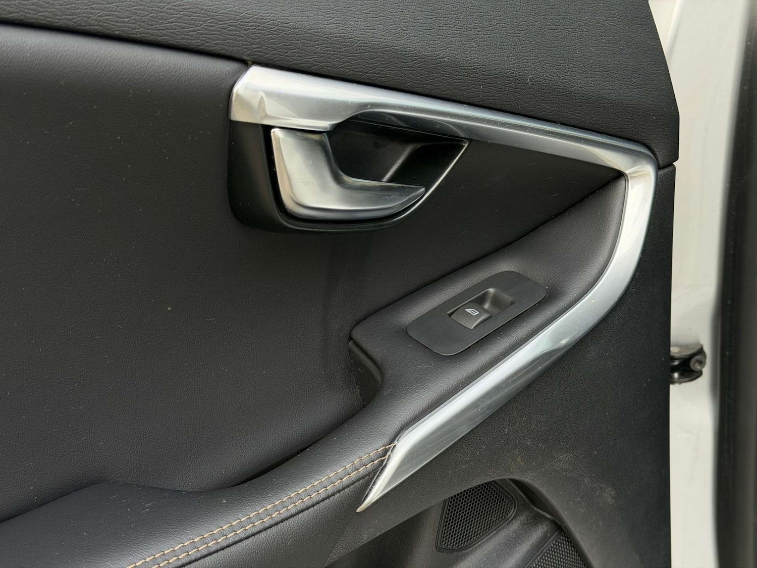 Used Volvo V40 2019 for sale - 77437698: Photo 66