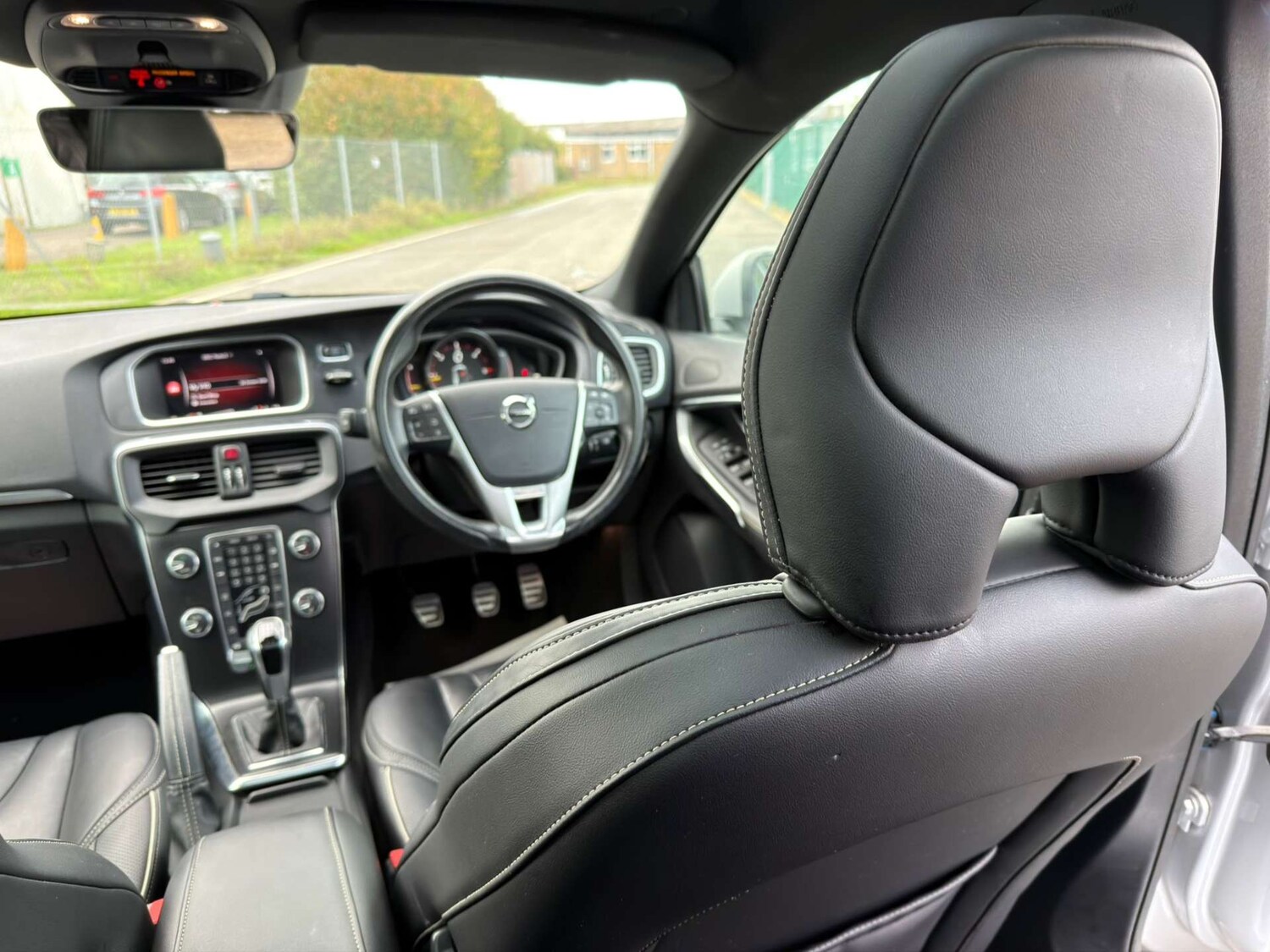 Used Volvo V40 2019 for sale - 77437698: Photo 68