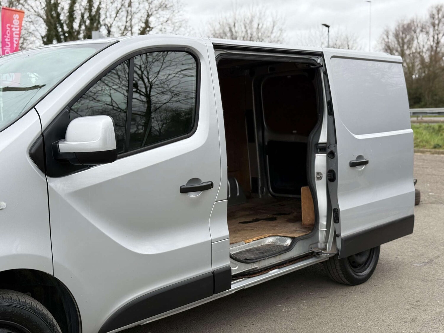 Used Vauxhall Vivaro 2018 for sale - 77437498: Photo 34