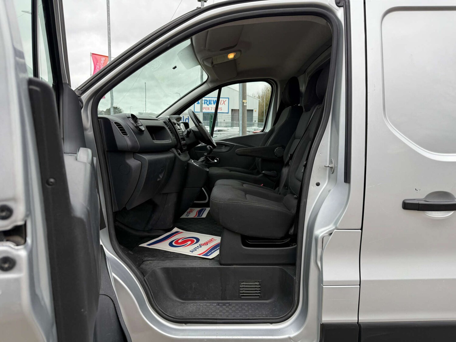 Used Vauxhall Vivaro 2018 for sale - 77437498: Photo 39