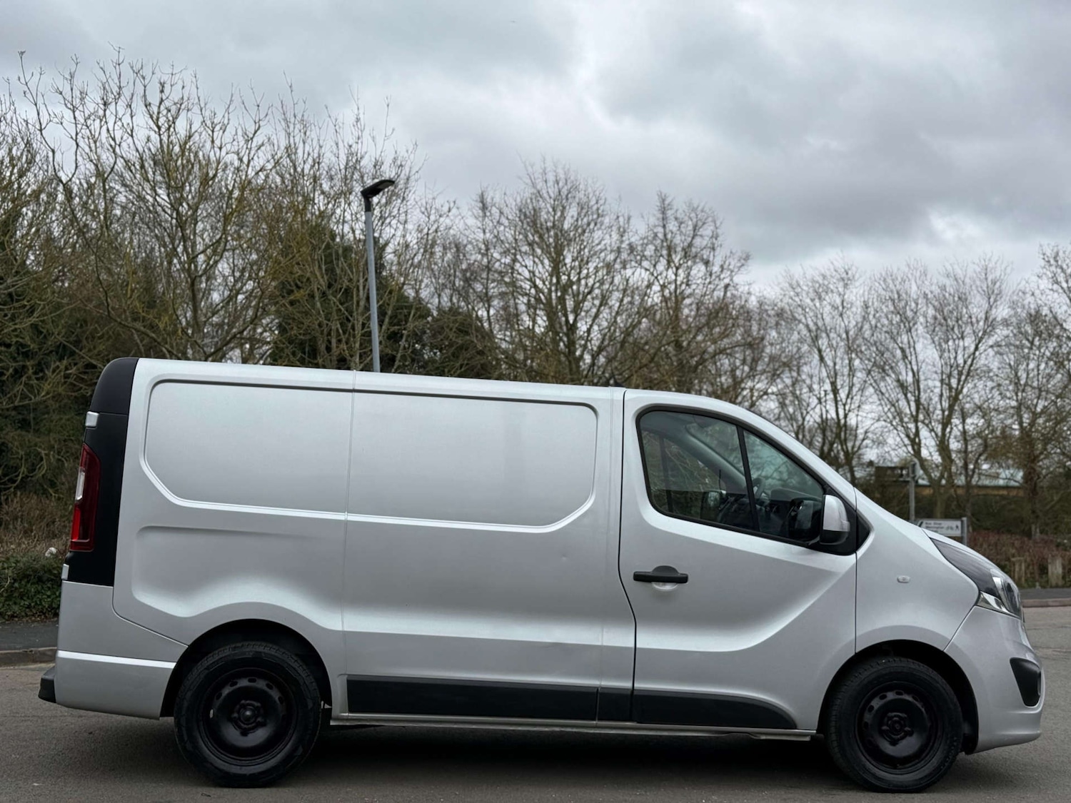 Used Vauxhall Vivaro 2018 for sale - 77437498: Photo 5