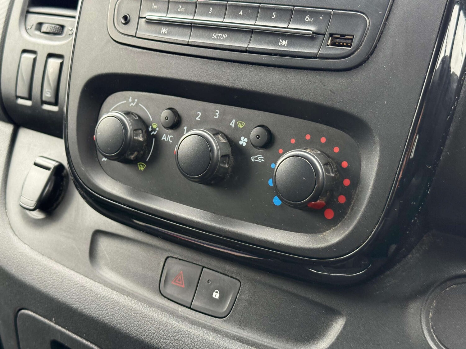 Used Vauxhall Vivaro 2018 for sale - 77437498: Photo 50