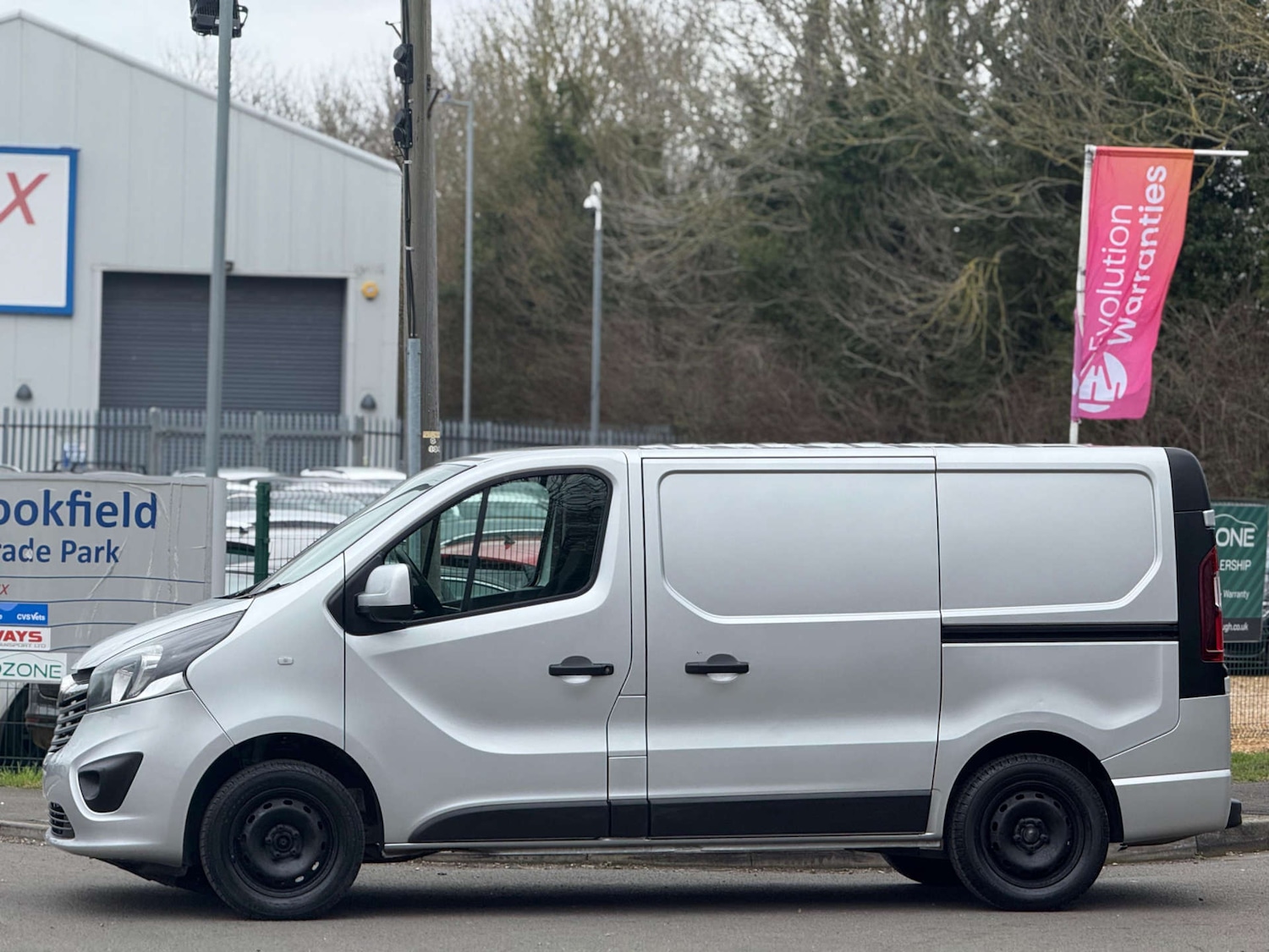 Used Vauxhall Vivaro 2018 for sale - 77437498: Photo 8