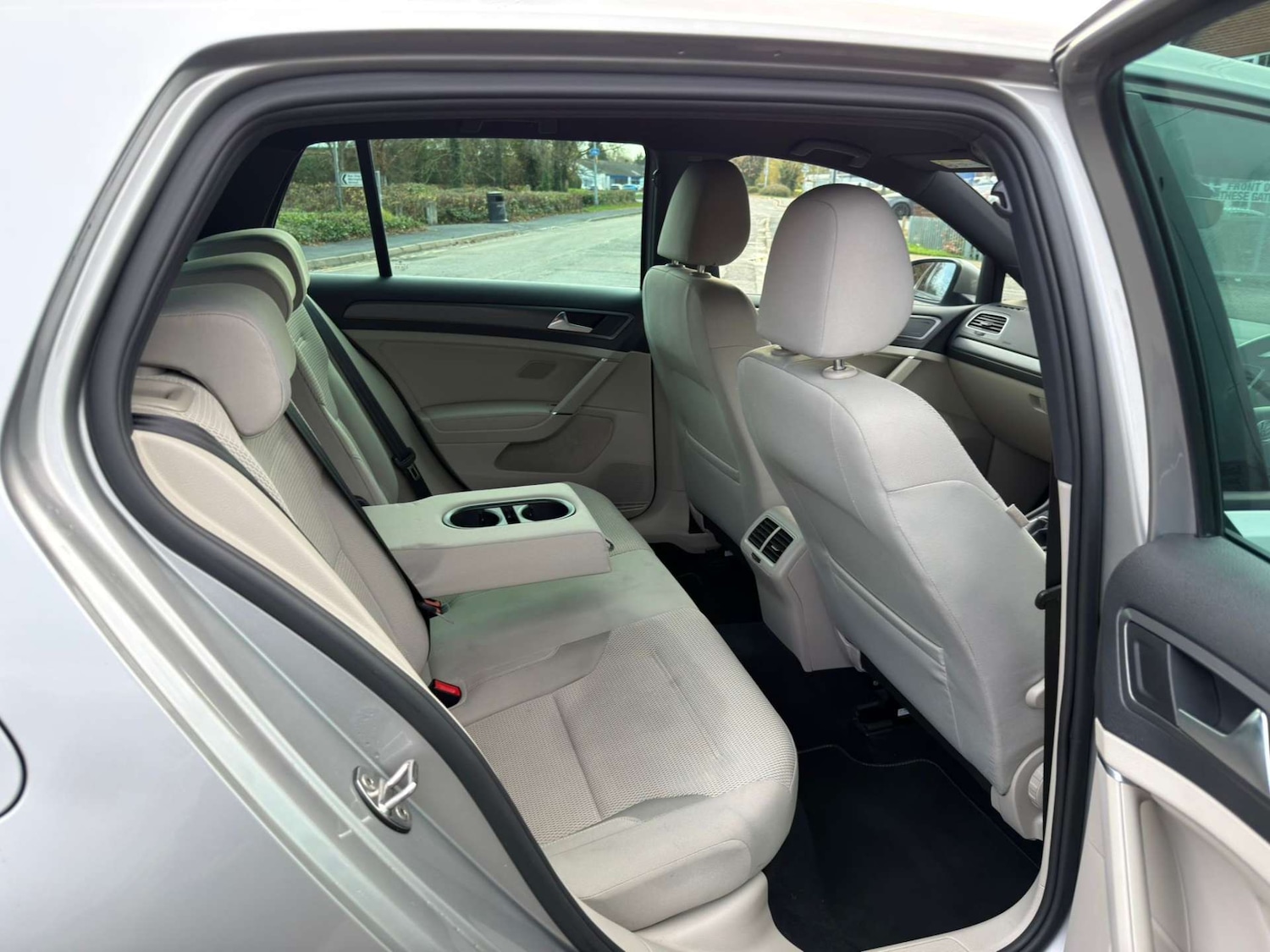 Used Volkswagen Golf 2019 for sale - 77437639: Photo 33