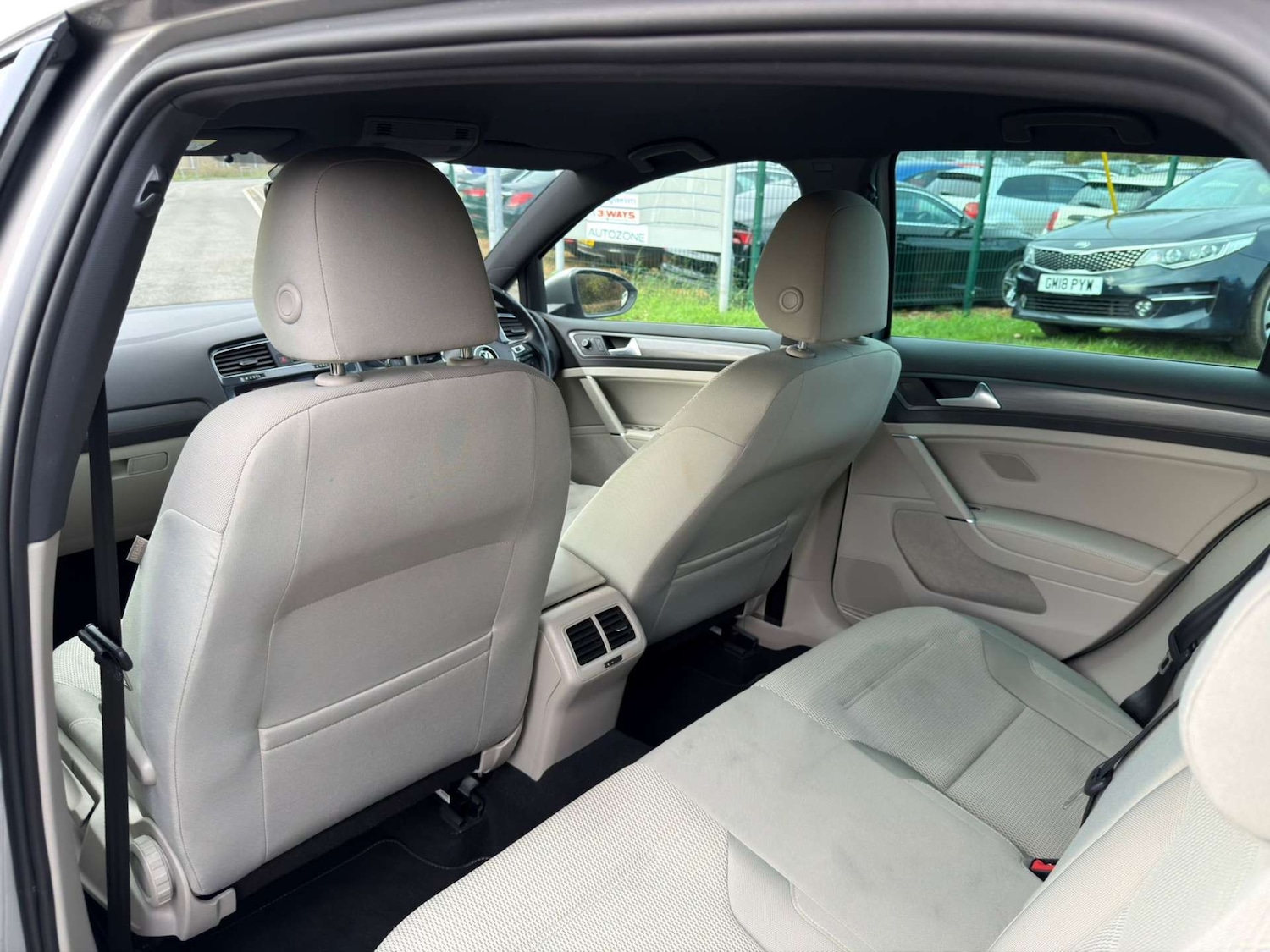 Used Volkswagen Golf 2019 for sale - 77437639: Photo 35