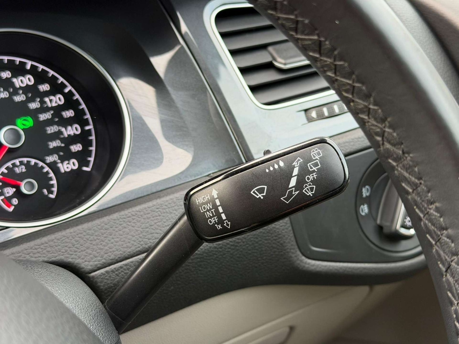 Used Volkswagen Golf 2019 for sale - 77437639: Photo 44